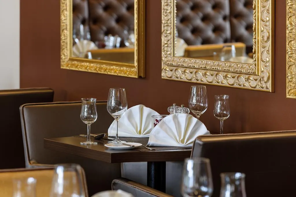 Mercure Residenz Frankfurt Messe Fráncfort del Meno Hotel